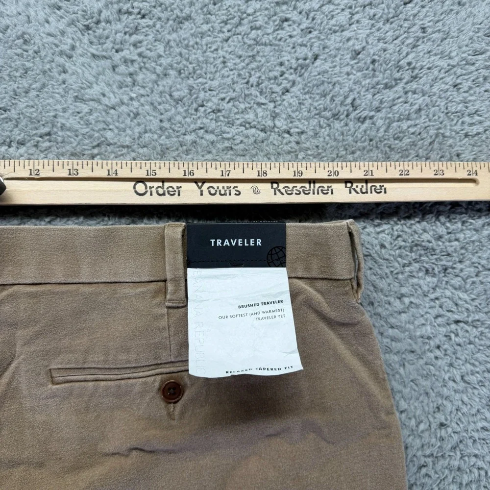 Banana‎ Republic Traveler Pant Mens 40x31 Beige Chino Tapered Relaxed Stretch